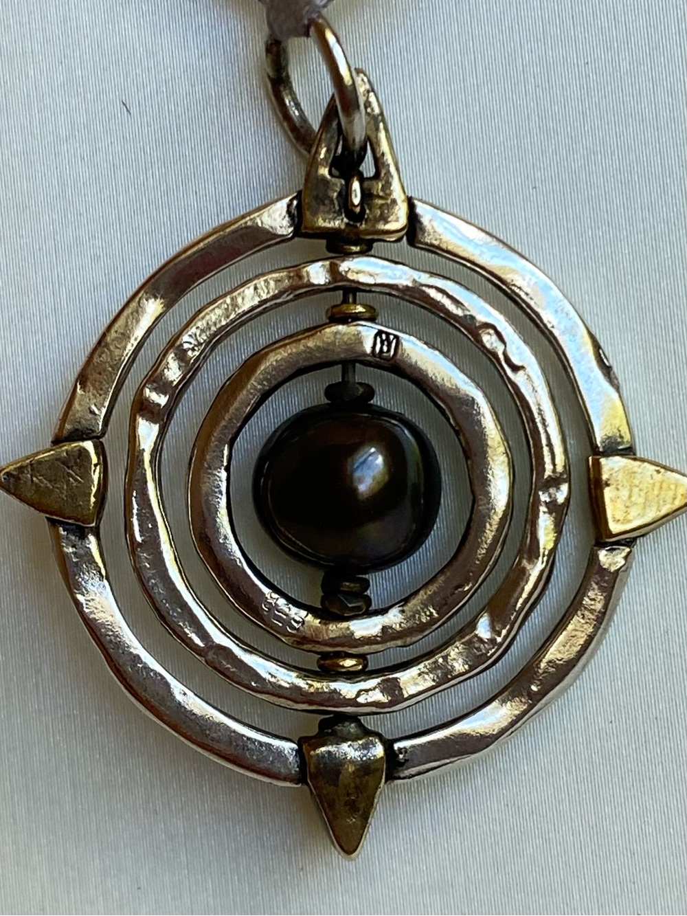 Waxing Poetic Sphera Pendant - Picture 6 of 11